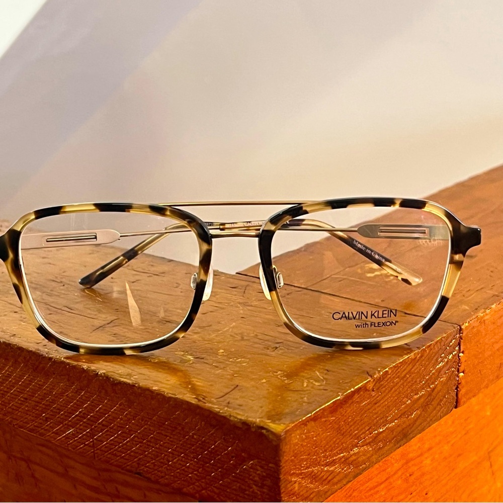 *AUTHENTIC* Calvin Klein Frames